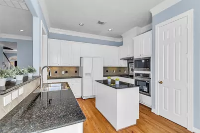 2819 Briarhurst Park, Houston, TX 77057 - Photo 5