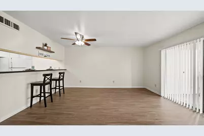 2814 S Bartell Drive #11, Houston, TX 77054 - Photo 5