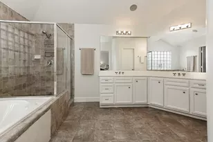 650 Westcross St, Houston, TX 77018 - Photo 25