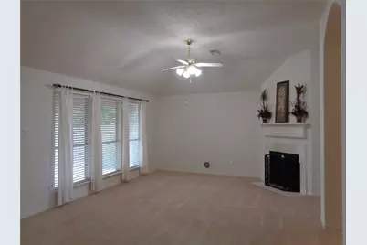 2617 15th Street N, Texas City, TX 77590 - Photo 5