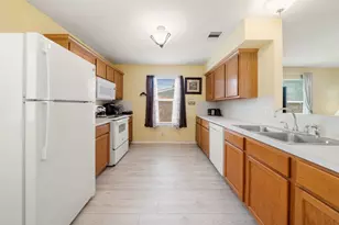 12930 Chrysanthemum Dr, Houston, TX 77085 - Photo 7