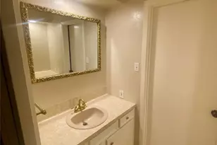 108 Hereford Dr, Conroe, TX 77304 - Photo 17