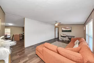 20042 Kincaid Dr, Conroe, TX 77306 - Photo 9