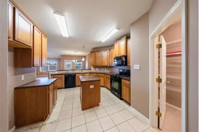 6007 Wilcox Point Court, Spring, TX 77388 - Photo 5