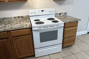 3211 Avenue N, Galveston, TX 77550 - Photo 9