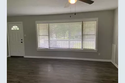 1000 Thomas Avenue, Conroe, TX 77301 - Photo 13