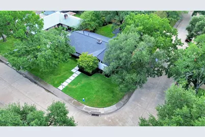 10051 Wickersham Lane, Houston, TX 77042 - Photo 37