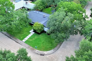 10051 Wickersham Ln, Houston, TX 77042 - Photo 37