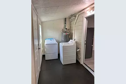 170 Lois Street, Clute, TX 77531 - Photo 13