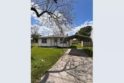 170 Lois Street, Clute, TX 77531 - Photo 3