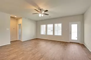 13845 Rock Island Trl, Conroe, TX 77384 - Photo 11