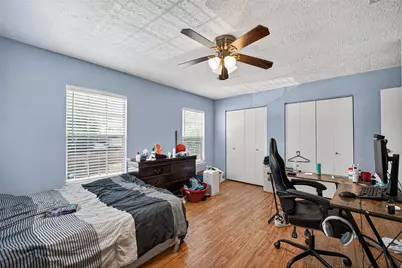 15927 Eastcape Drive, Houston, TX 77598 - Photo 39