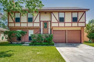 15927 Eastcape Dr, Houston, TX 77598 - Photo 1