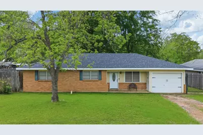 105 Lakeway Drive, Crockett, TX 75835 - Photo 1