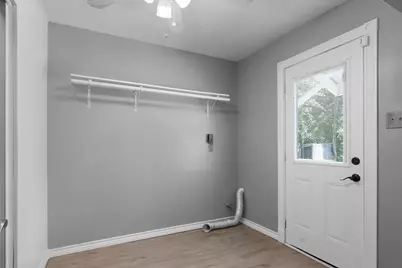 11501 Friendship Lane, Conroe, TX 77385 - Photo 9