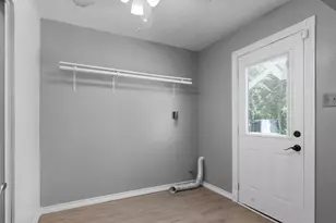 11501 Friendship Ln, Conroe, TX 77385 - Photo 9