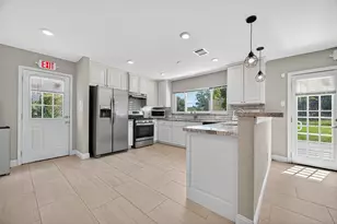 29902 E Hawthorne Dr, Spring, TX 77386 - Photo 11