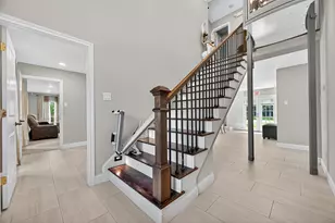 29902 E Hawthorne Dr, Spring, TX 77386 - Photo 5