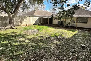 16142 Barbarossa Dr, Houston, TX 77083 - Photo 13