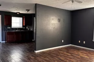 1725 Rivercrest St, Beaumont, TX 77703 - Photo 3