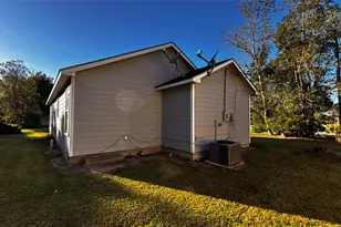 1725 Rivercrest St, Beaumont, TX 77703 - Photo 19