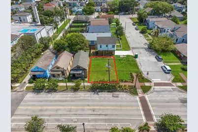 1320 27th Street, Galveston, TX 77550 - Photo 3