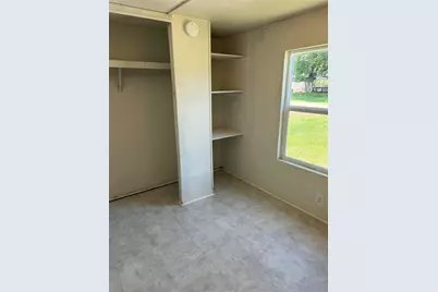 8979 Gladewood Street, Willis, TX 77318 - Photo 9