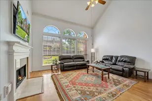 11827 Orchard Mountain Dr, Houston, TX 77059 - Photo 15