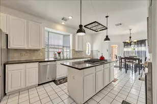 11827 Orchard Mountain Dr, Houston, TX 77059 - Photo 25