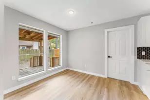 30 N Drifting Leaf Ct, The Woodlands, TX 77380 - Photo 15