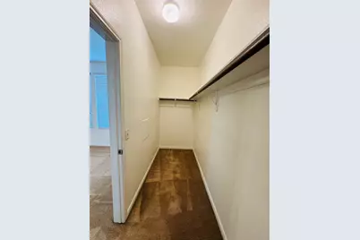 12318 Skyview Rise Court Court, Houston, TX 77047 - Photo 17
