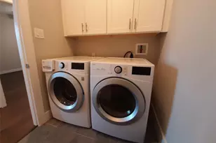 1716 Ridgewood St, Houston, TX 77006 - Photo 13