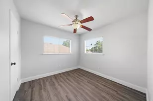 13307 Cape Province Dr, Houston, TX 77083 - Photo 15