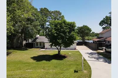 621 Brook Hollow Drive, Conroe, TX 77385 - Photo 3