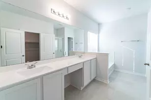 14453 High Hl Dr, Conroe, TX 77303 - Photo 9