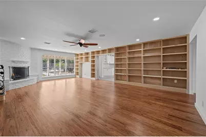4702 Bayou Vista Drive, Houston, TX 77091 - Photo 15