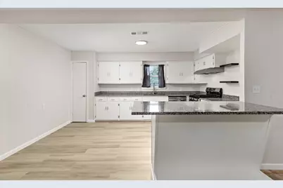 860 Bingman Drive, Beaumont, TX 77705 - Photo 11