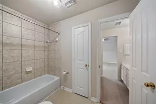 14803 Ramblebrook Ln, Humble, TX 77396 - Photo 37