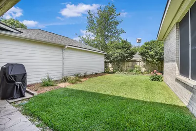 19703 Clear Glen Drive, Humble, TX 77346 - Photo 35