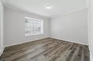 9031 Gaylord St, Houston, TX 77024 - Photo 9