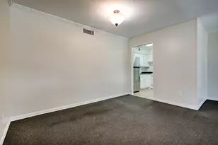 9031 Gaylord St, Houston, TX 77024 - Photo 7