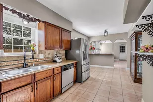 5007 Inverness Dr, Baytown, TX 77521 - Photo 19