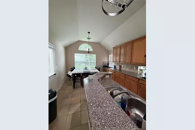 2922 Sandleigh Drive, Spring, TX 77388 - Photo 7