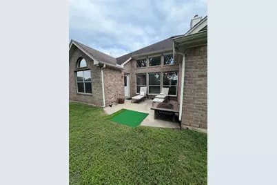 2922 Sandleigh Drive, Spring, TX 77388 - Photo 9