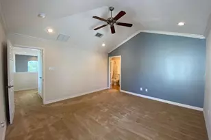 3710 Sherwood Ln, Houston, TX 77092 - Photo 17