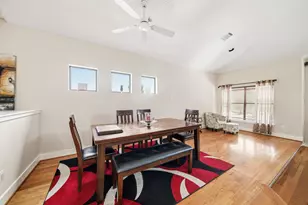 9802 Cynthia Ann Ct, Houston, TX 77025 - Photo 13