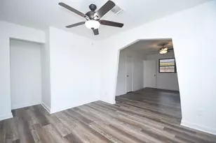 2431 Bayou Dr, League City, TX 77573 - Photo 17