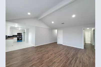 2024 Stonesthrow Drive, Bay City, TX 77414 - Photo 7