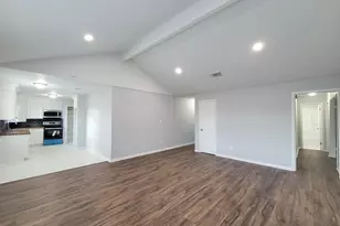 2024 Stones throw Dr, Bay City, TX 77414 - Photo 7