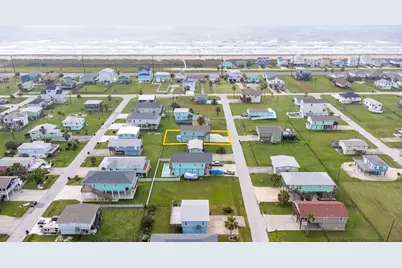 4211 Hardin Drive, Galveston, TX 77554 - Photo 5